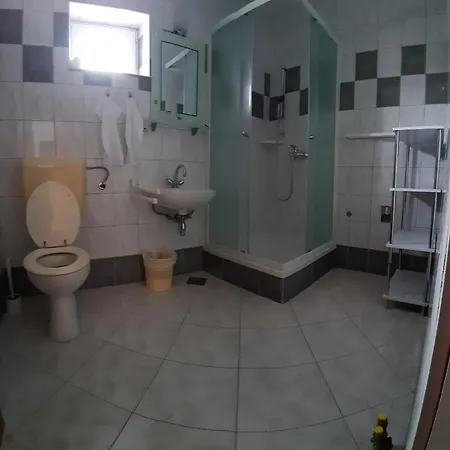 Matusan Oda ve Kahvaltı