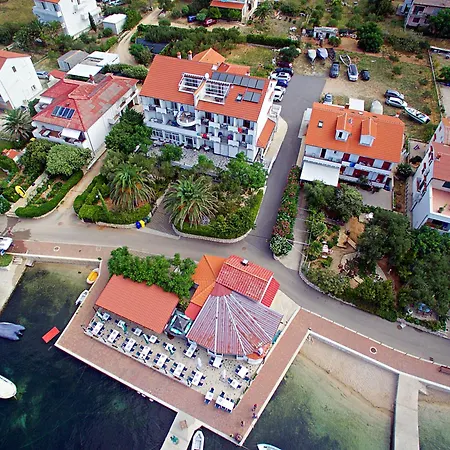 Bed & Breakfast Matusan *
